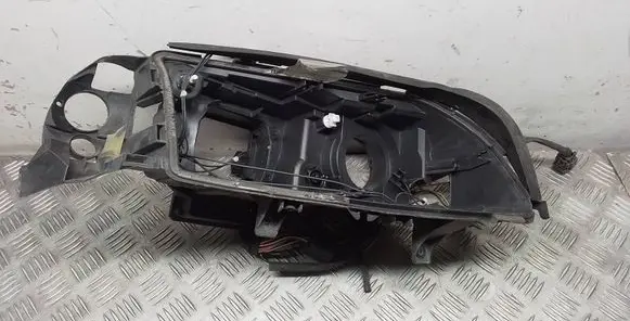 Volvo S80 Headlight part 89900221
