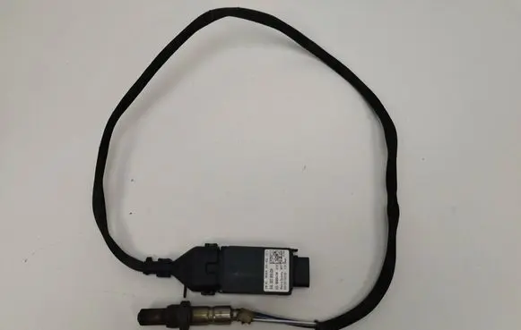 Volkswagen Tiguan Lambda probe sensor 04L907805CH
