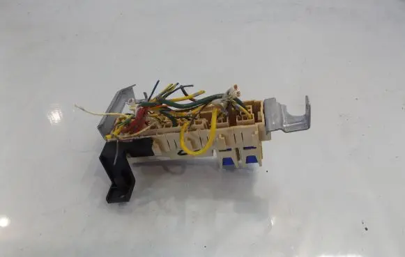 Nissan Micra Fuse module