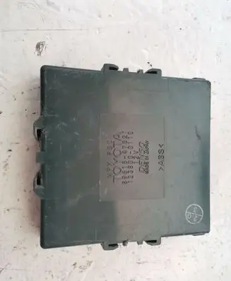 Toyota Prius (XW20) Comfort/convenience module 8961847021