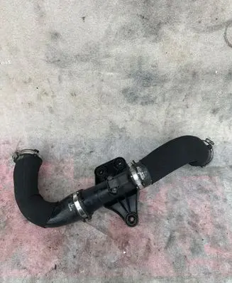 Audi A7 S7 4G Intercooler hose/pipe 4G0145673R 4G0145709AB 4G0145737AE