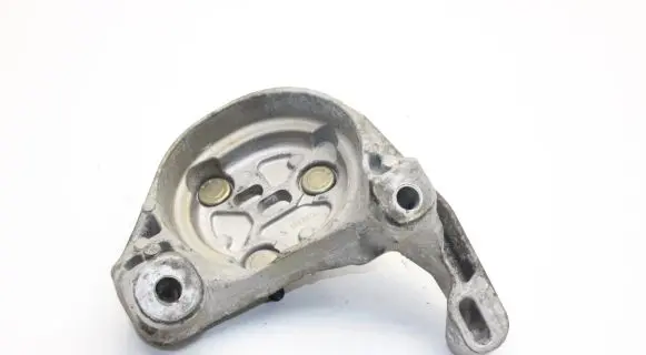 Volvo V40 Engine mounting bracket 30778783