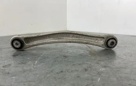 Audi Q7 4L Rear upper control arm/wishbone 7L0505376A