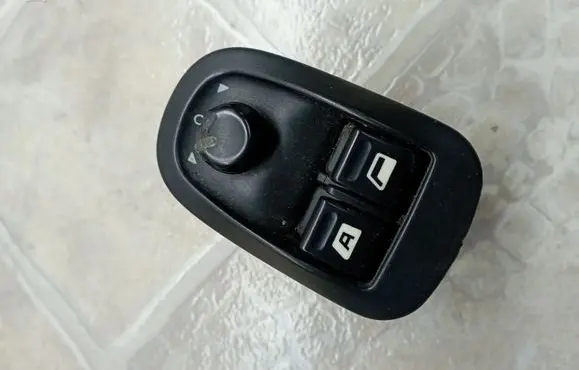 Peugeot 206 Electric window control switch 11655