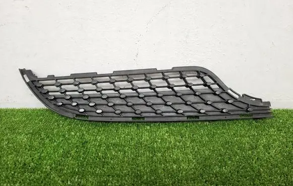 Mercedes-Benz SLK R172 Front bumper lower grill A1728853623