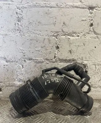 Seat Ibiza IV (6J,6P) Air intake hose/pipe 6R0129654C