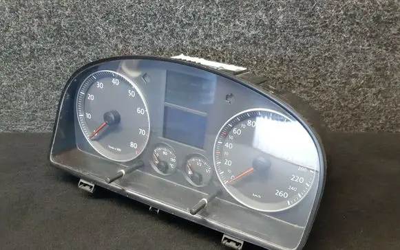 Volkswagen Touran I Speedometer (instrument cluster) 1T0920860B