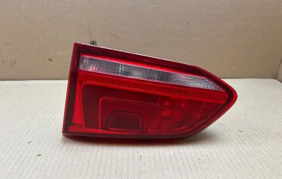 Volkswagen Golf VII Tailgate rear/tail lights 5G9945094D