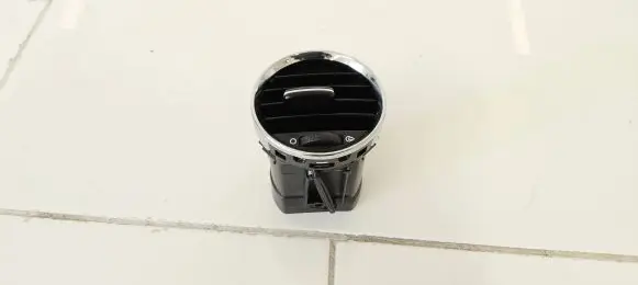 Peugeot 308 Dashboard side air vent grill/cover trim 305038