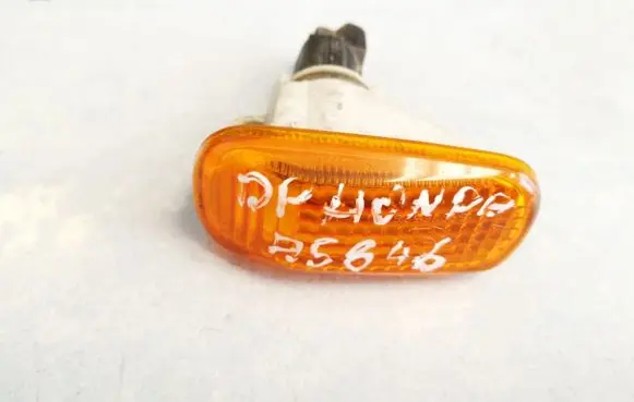 Honda Civic Front fender indicator light 6r016528