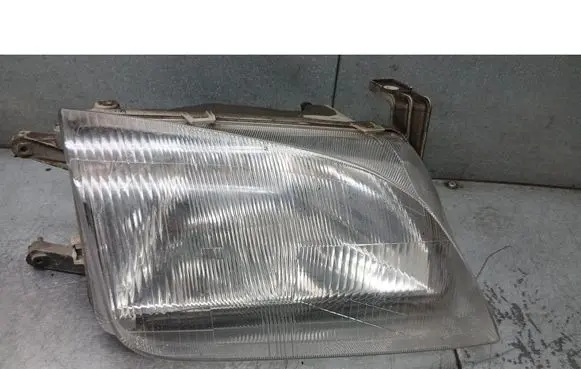 Suzuki Swift Cultus Front reflector 