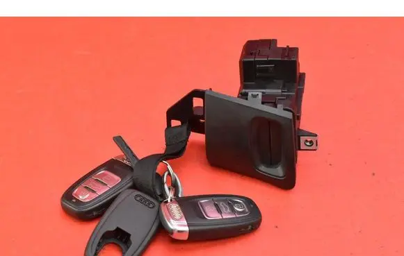 Audi A4 S4 B8 8K Ignition lock 8K0909131D