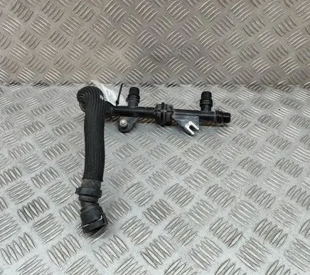 Citroen C4 II Engine coolant pipe/hose 9834745480
