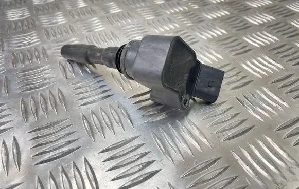 Skoda Fabia Mk3 (NJ) High voltage ignition coil 04E905110E