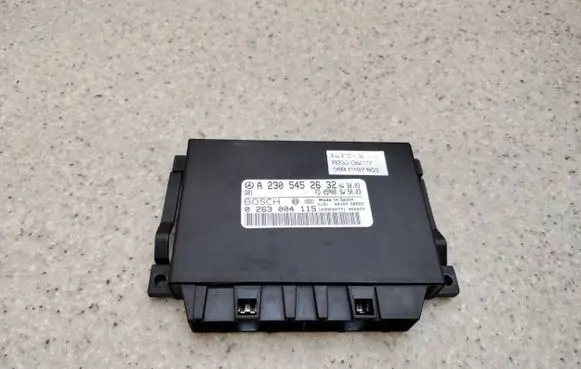 Mercedes-Benz SL R230 Parking PDC control unit/module A2305452632