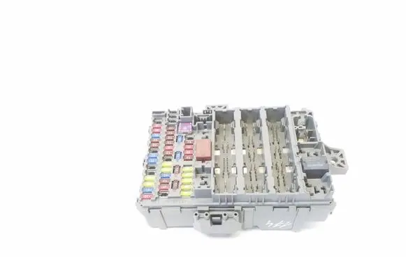 Honda Civic IX Fuse module TV0E230