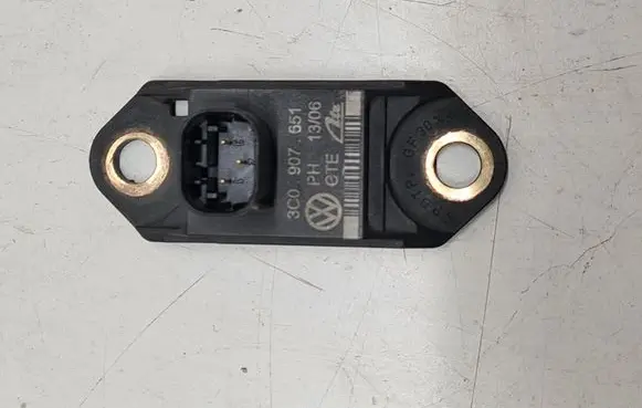 Volkswagen PASSAT B7 Airbag deployment crash/impact sensor 3C0907651