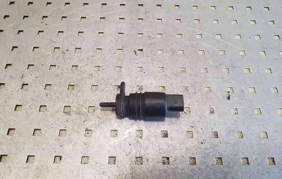 Audi A2 Windscreen/windshield washer pump