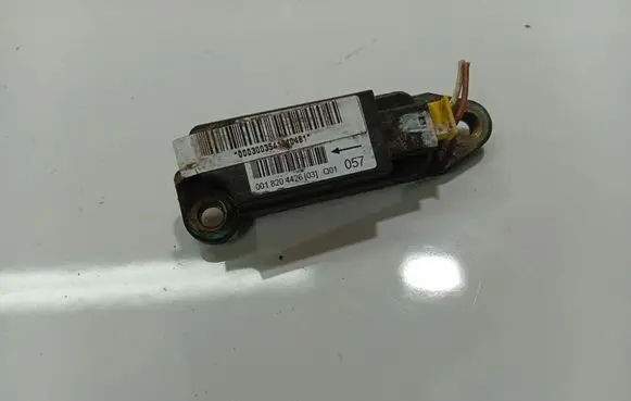 Mercedes-Benz C W203 Airbag deployment crash/impact sensor 0018204426