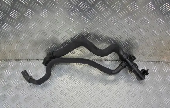 Audi A4 S4 B6 8E 8H Engine coolant pipe/hose