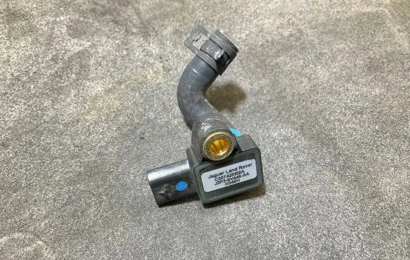 Land Rover Evoque II Sensor J3P39V449AA C207A20102A