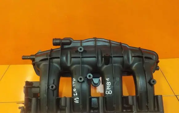 Audi A3 S3 8P Intake manifold 06F133192C SSACY