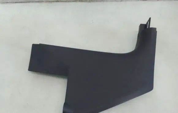 Volkswagen Golf Plus Foot area side trim 5M1863484A