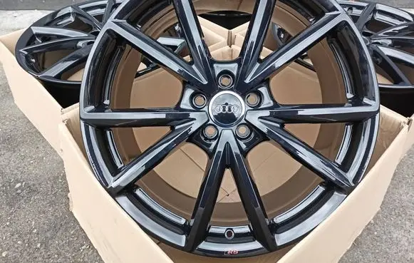 Audi TT TTS RS Mk3 8S R20 alloy rim 8S0601025BB