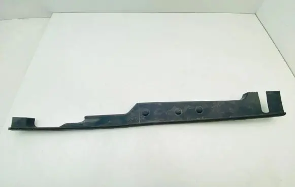 Audi A5 Fender end trim 8W6820582E