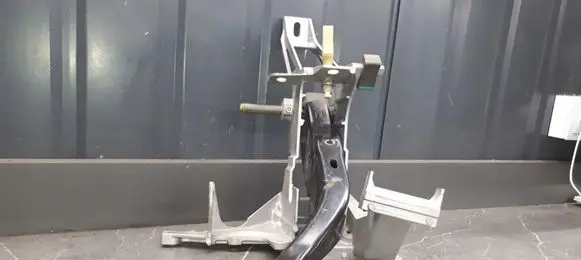 Audi A4 S4 B5 8D Brake pedal 8d1721117d