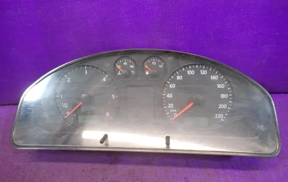 Volkswagen Transporter - Caravelle T5 Speedometer (instrument cluster) 7H0920850G