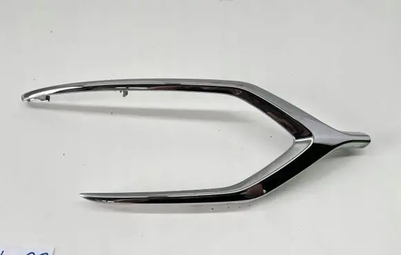 Mitsubishi Space Star Front bumper lower grill 6402A392