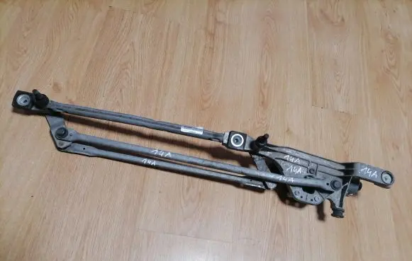Ford Focus Front wiper linkage and motor 3397020850 4M5117504AC