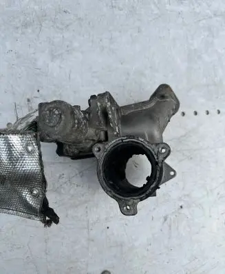 Volkswagen Golf Plus Throttle valve 03G129637A