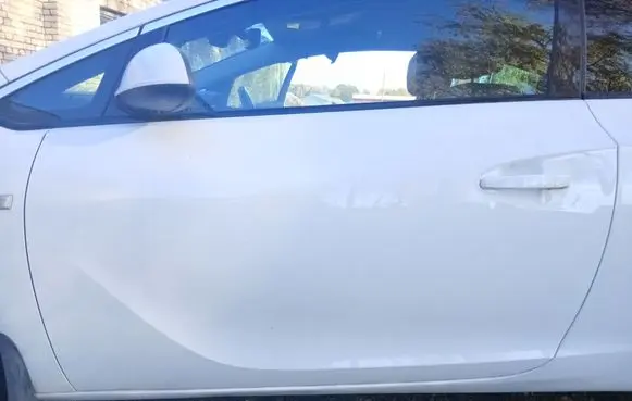 Opel Astra J Door (2 Door Coupe) 