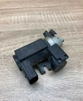 Audi A4 S4 B7 8E 8H Turbo solenoid valve 8E0906627C 72290313