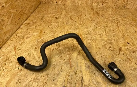 Jaguar F-Type Engine coolant pipe/hose 9W838D059AC