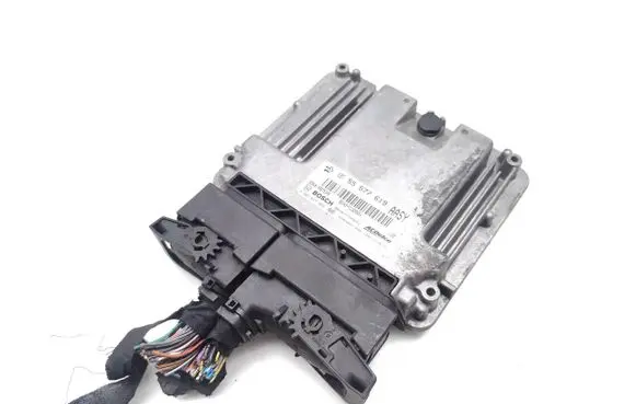 Opel Insignia A Engine control unit/module 55577619 0281017453