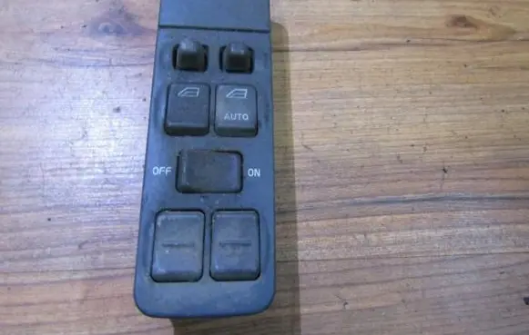 Volvo S40, V40 Electric window control switch 30815236