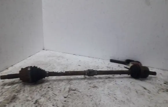 Mitsubishi Galant Front driveshaft