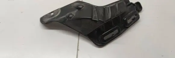Citroen C3 Fender mounting bracket 9812550880