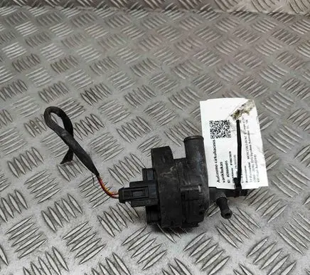 Mercedes-Benz E C207 W207 Electric auxiliary coolant/water pump A2048350264