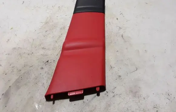 (B) pillar trim (bottom)