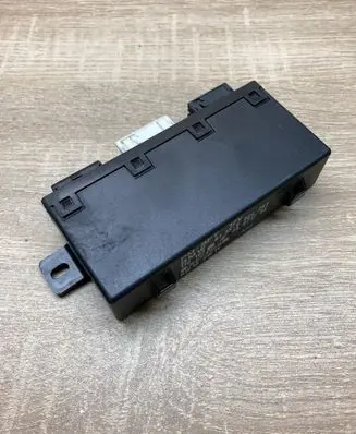 BMW 5 E39 Door control unit/module 6904251 05071754