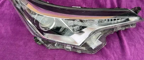 Toyota C-HR I Headlight/headlamp 81110F4020