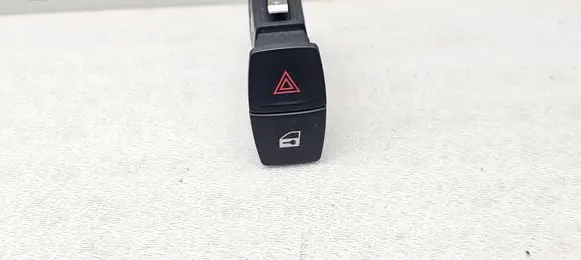 BMW 1 F20 F21 Hazard light switch 9231786