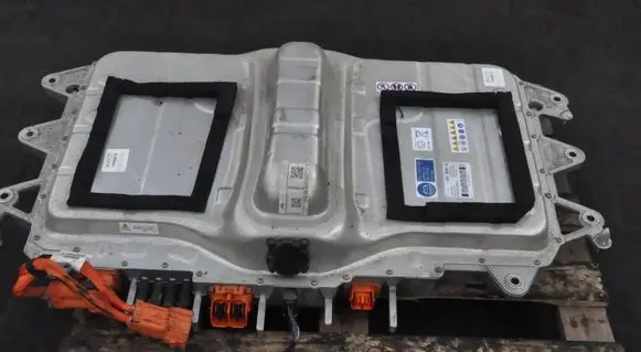 Land Rover Evoque II Hybrid / electric car battery L8D2-10B759-AD