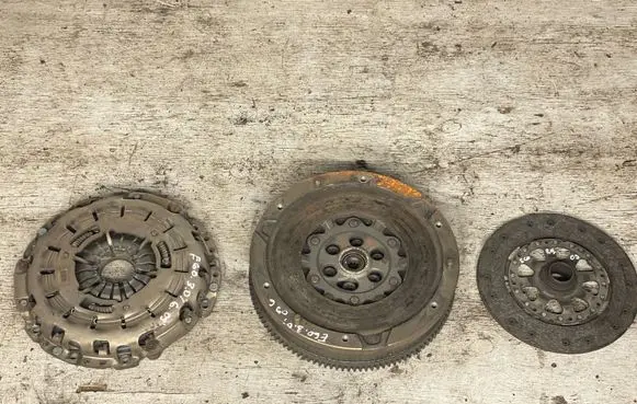 BMW 5 E60 E61 Clutch set kit 21217564979 21217559529 21217564978