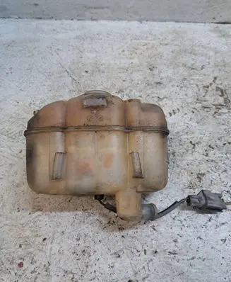 Volvo V70 Coolant expansion tank/reservoir 8634226 8634227