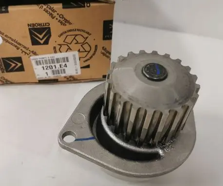 Nissan Navara D40 Water pump 1201E4